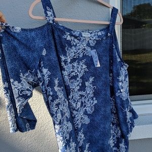 Avenue Cold Shoulder Top 26/28